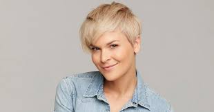 A huge THANK YOU to PVA Dance Alum Ms. Leah Adler for visiting us virtually  and speaking to some of our dancers this afternoon. We can't wait to have  you back!!! @onlyleah #