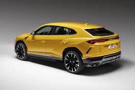 It was unveiled on 4 december 2017 and was put on the market for the 2018 model year. Lamborghini Urus Luxusliner Fur Alle Falle Die Testfahrer Auto Und Reise Magazin