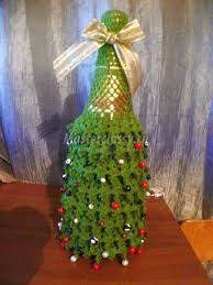 мастер класс по украшению бутылки шампанского на новый год Novogodnyaya Odezhda Dlya Butylki Shampanskogo Kryuchkom Master Klass S Poshagovymi Foto Ukrashennye Butylki Butylki Shampanskogo Idei Dlya Podelok