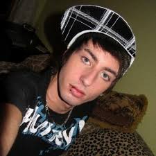 Frank Lévesque (@frankkk90)