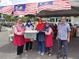 Savesave hiasan merdeka for later. Program Asyura Merdeka Kibar Bendera Dan Masak Bubur Asyura Mopress