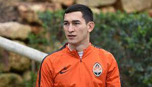 Сплав молодости и опыта всегда дает хороший результат. Taras Stepanenko V Tretij Raz Stal Otcom Drugaya Storona