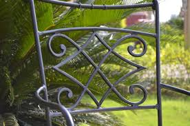 Maybe you would like to learn more about one of these? Chaise En Fer Forge Plein Diamond Et Coussin Lavable Living Roc