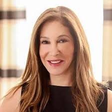 Janet Weiner's Instagram, Twitter & Facebook