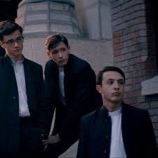 Pelicula un pas în urma serafimilor este un film românesc din 2017 în regia lui daniel sandu. Un Pas In Urma Serafimilor Un Pas In Urma Serafimilor 2017 Film Cinemagia Ro