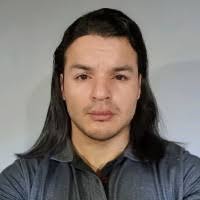 80+ perfiles de «Logan»