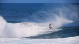 Now i know for a fact that surfing for an hour is more strenuous than walking for a half hour. 4300 Calories Burned Surfing Max Pipe Haleiwa Youtube