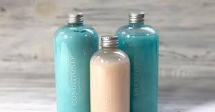 We're shaking up your favorite store with custom shampoo + conditioner. Honest Review Function Of Beauty Personalized Hair Care