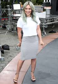 In the near future, sophie is telling her son the story of how she met his father: Hilary Duff Starportrat News Bilder Gala De