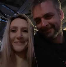 Who can replace a head gasket