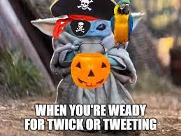 Pin By Alice Perritt On The Child Yoda Funny Yoda Meme Yoda Wallpaper