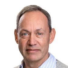 Peter Lakin's Instagram, Twitter & Facebook