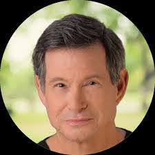 Aaron Chesnut's Instagram, Twitter & Facebook