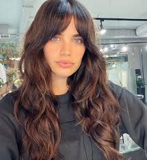 Dec 16, 2020 · capelli lunghi con frangia laterale. Tipi Di Frangia 2022 A Tendina Lunga Corta E Aperta Io Donna