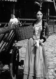 Miała wtedy 20 lat, studiowała jeszcze w państwowej wyższej szkole teatralnej i dopiero zaczynała przygodę z. Janosik 1973 Victorian Dress Dresses Village Beauty