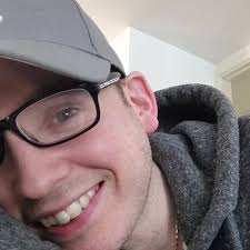 Simon Andrew (@SimonAndrewx)