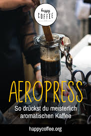 Die Aeropress Und Was Dieser Kaffeebereiter Mit Frisbeescheiben Zu Tun Hat Auch So Hatte Dieser Artikel Heissen Konnen De Kaffee Kaffee Trinken Kaffee Rezepte