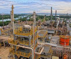 El incremento en la oferta de productos del complejo industrial le generó a ecopetrol recursos por 820 millones de dólares en los últimos dos años. Ecopetrol Anuncia Inversion De 2 7 Billones Para La Refineria De Barrancabermeja