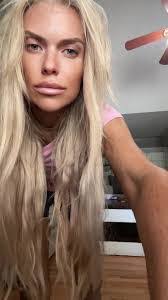 Jenna Bland's Instagram, Twitter & Facebook