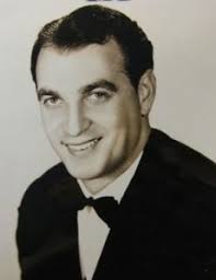 Celebrities with last name: Ayres