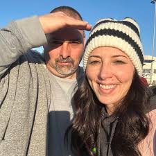 How to book a hotel in Aruba for December 2026?