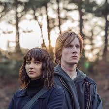 Carlotta von falkenhayn is a german child actress. Gifs Of Carlotta Von Falkenhayn As Elisabeth Doppler In Dark Season 1 C Laoih Louis Hofmann Netflix Dark Material