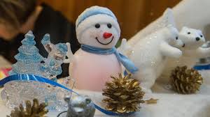 Report de la 12ème université des maires. Val D Oise Un Maire Exclut Une Commercante Voilee Du Marche De Noel Une Enquete Est Ouverte