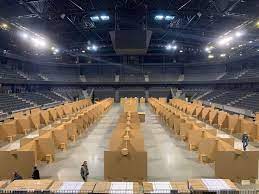 Sala polivalenta are un regim de inaltime 1s+p+3e si este prevazuta la interior cu anexele sportive si tehnice aferente,iar la exterior cu o parcare pe un nivel cu 445 de locuri si o piateta pentru accesul. Au Inceput LucrÄƒrile La Spitalul Din Sala PolivalentÄƒ Din Cluj Napoca Foto Cluju Ro