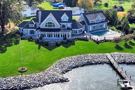 Every home we build reflects our goal to provide each of our clients with the highest level of customer service. The Best Custom Home Builders Near Me