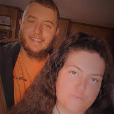 Is the tractor supply puller a rooster?