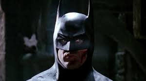 Michael keaton has opened up on why he is reprising his role as batman for the flash, revealing that he's always had the idea of coming back to nail the role one more time in the back of his. Waarom Het Casten Van Micheal Keatons Batman In The Flash Een Slecht Idee Is Filmtotaal Filmnieuws