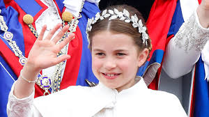 Parabéns, Charlotte. A princesa mais adorada da realeza completa 10 anos  📷Getty Images Siga o link nos comentários