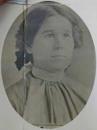 Century-old messy divorce records unsealed