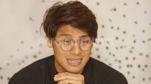 Rizky billar resmi melamar lesti andryani. Rizky Billar Murka Mother And Lesti Kejora Are Insulted Like This Animal Archyde