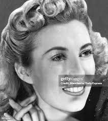 590 Margaret Lewis Stock Photos, High-Res Pictures, and Images