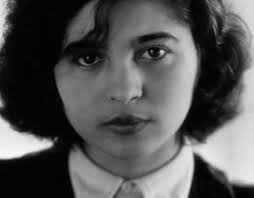 Eine Studie über das Leben in der englischen Provinz