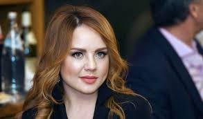 Певица макsим попала в больницу 20:52 02.02.2020 (обновлено: Pevica Maksim Vpervye Obyasnila Pochemu Propala So Sceny 05 11 2020 Zvezdy Shou Biznes