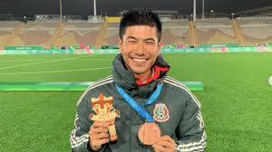 El entrenador del equipo mexicano rev Seleccion Mexicana Quien Es El Auxiliar Asiatico De Jaime Lozano Heraldo Deportes