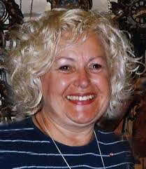 Cosimine Martis's Instagram, Twitter & Facebook