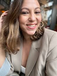 Beautiful Ladies….Living in the trauma of your past will keep you in a  cycle of pain…..Be free!!!🩷🩷🩷