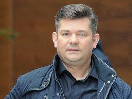 Zespół akcent, którego jest liderem, podobija scenę polskiej muzyki rozrywkowej od lat 90. Ogromna Tragedia W Rodzinie Zenka Martyniuka Krol Disco Polo Poinformowal O Smierci Bardzo Bliskiej Osoby