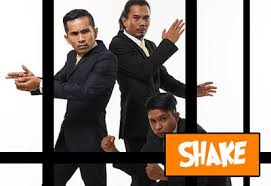 Bersiaran secara langsung setiap minggu pada hari jumaat jam 9 malam program ini juga menampilkan selebriti… Kumpulan Shake Tersingkir Dalam Maharaja Lawak Mega 2016 Minggu 5 Informasi Santai