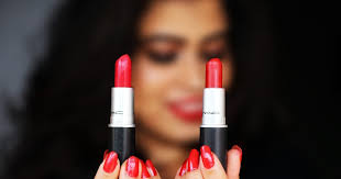 TUG OF WAR: MAC Cosmetics Ruby Woo vs MAC Cosmetics Russian Red