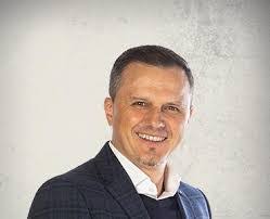 Roger Blaser's Instagram, Twitter & Facebook