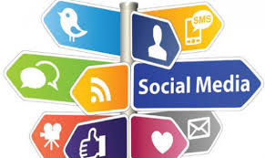 صور مواقع التواصل الاجتماعي تعزلك عن الواقع