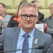 SE IGNORA EL HOMENAJE A JORGE LESCANO Se inauguró la remodelación de la  Plaza Colón en el barrio Nueva Roma de Casilda, pero el intendente ignoró  nuestra propuesta para la imposición del