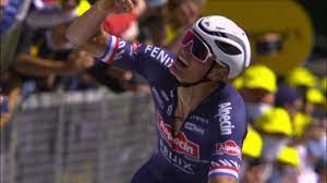Six riders formed the breakaway early in the 183.5 km stage from perros. Wc Dicduo8mhcm