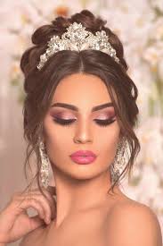 Book The Best Hair And Makeup Artist Now Bridal Hairstyles Indian Bride Want A Simple And Subt Wedding Makeup Vintage Wedding Makeup Wedding Makeup Blue