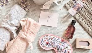 Let your creativity flair with our customise tool. Luxury Bridal Gift Boxes By Hanson And Hopewell Confetti Co Uk