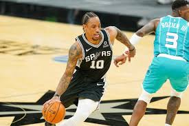 — shams charania (@shamscharania) august 3, 2021 the chicago bulls are having quite the offseason and it seems the team isn't done making moves. Bulls To Acquire Demar Derozan From Spurs Via Sign And Trade Hoops Rumors